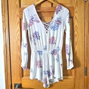 Kendall & Kylie floral romper shorts with long sleeve, size xs.